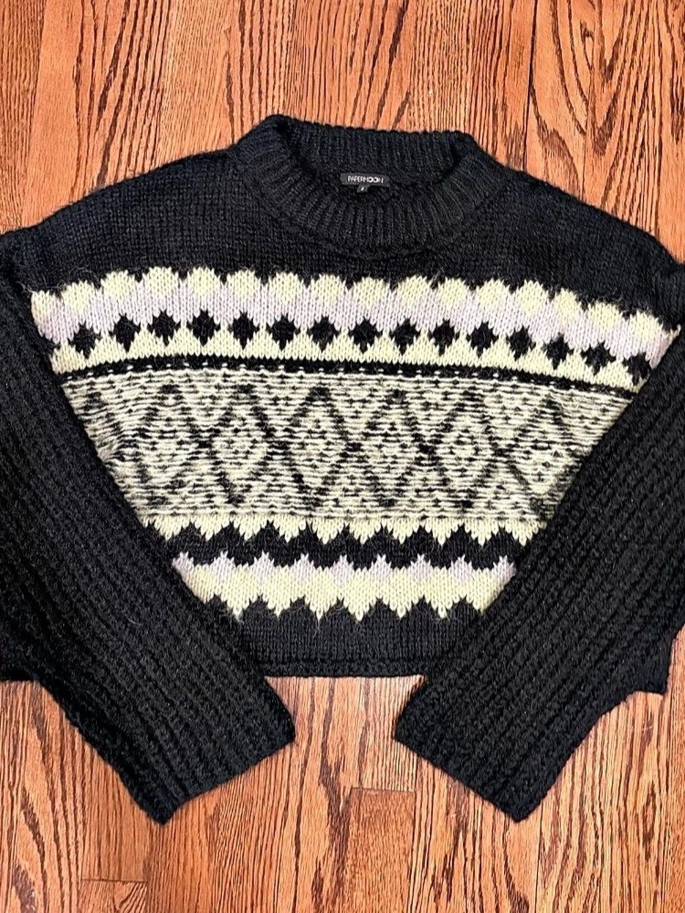 Papermoon Geometric Cropped Sweater in Black & Cream Size Small